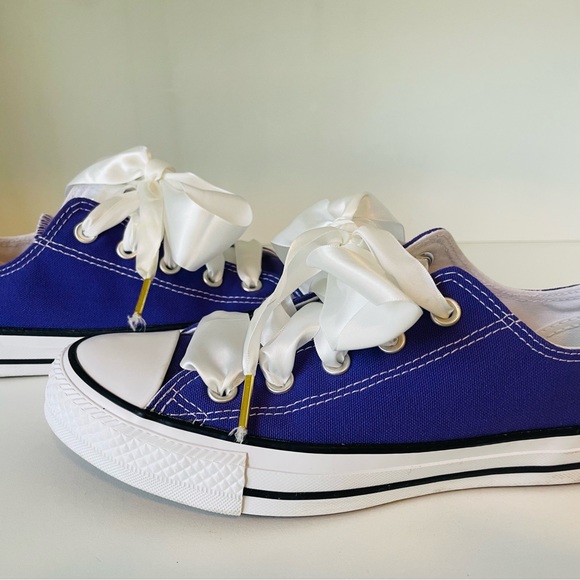 Converse All⭐️Stars, Deep Royal Purple, Wo’s Sz 6. - Picture 2 of 10